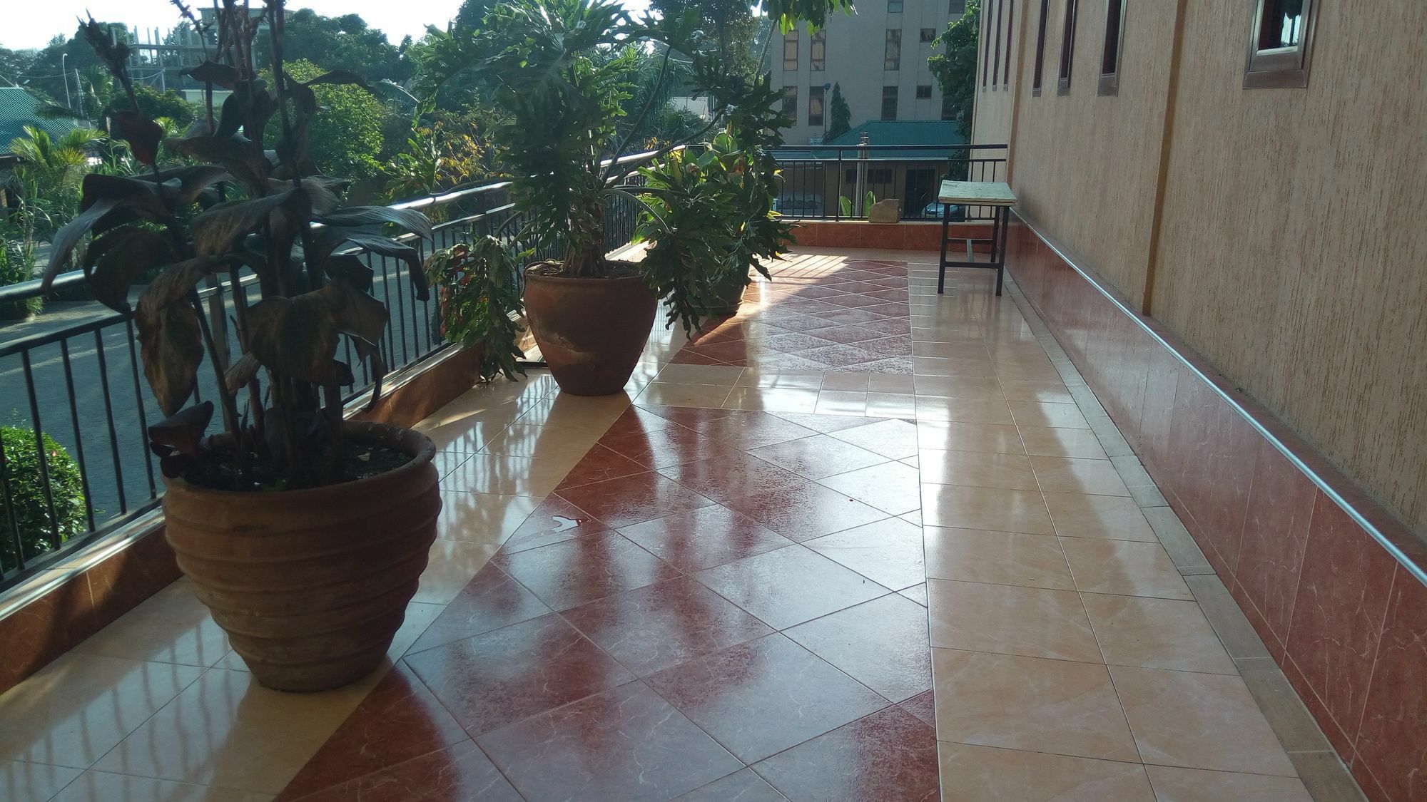 Lush Garden Hotel Аруша Экстерьер фото